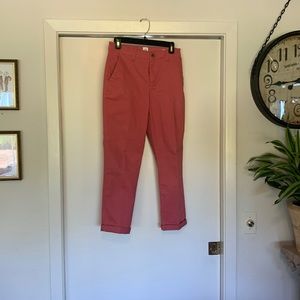 Gap Women’s Girlfriend Khaki Pant